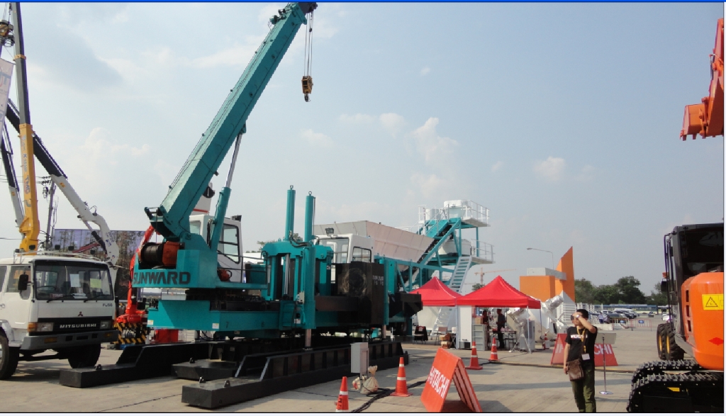 山河智能液壓靜力壓樁機“亮劍”