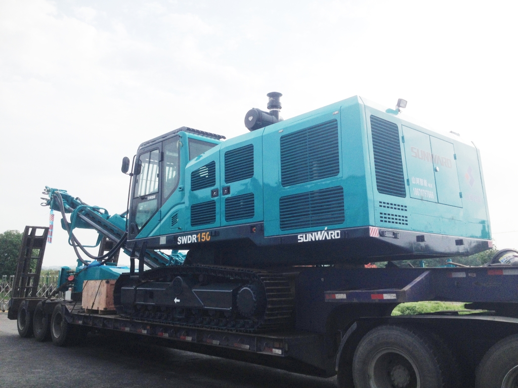 山河智能首臺大孔徑切削鉆機(jī)SWDR150交付客戶