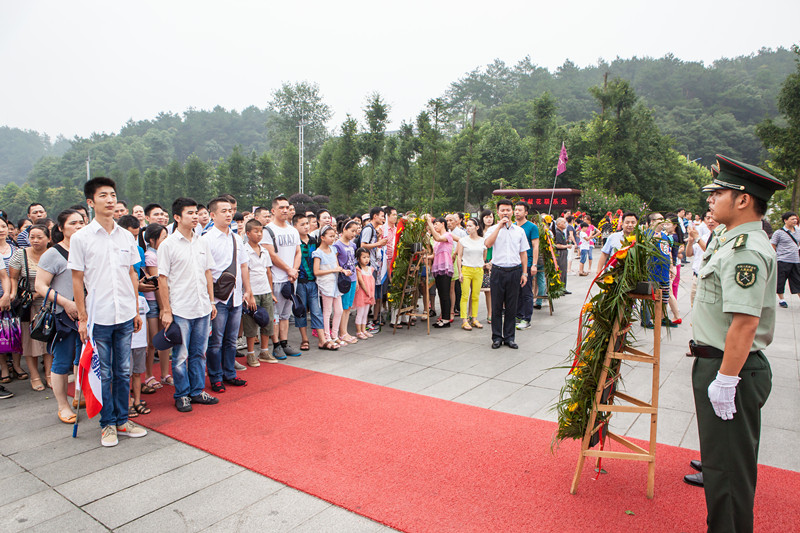 開挖機(jī)，坐游艇、飛機(jī) 山河智能開展員工家屬開放日活動(dòng)