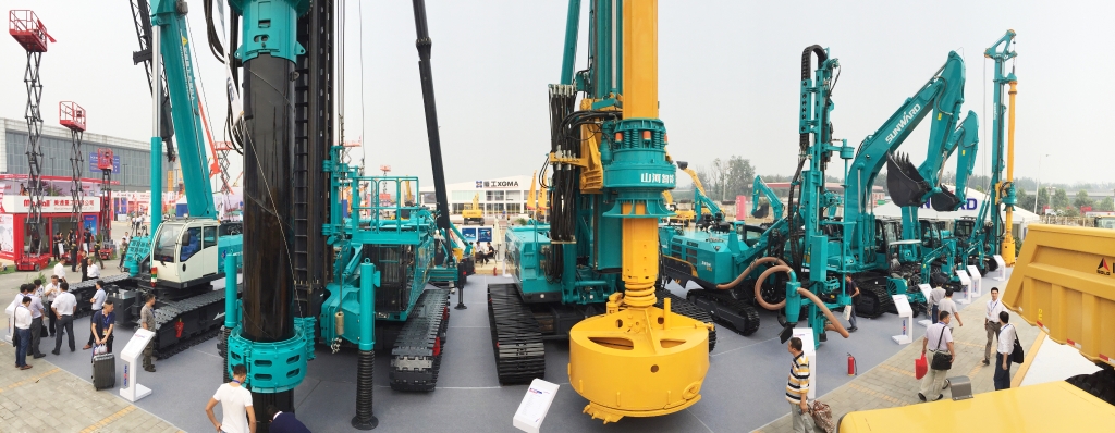 新品、精品、星品齊聚 山河智能閃耀BICES 2015