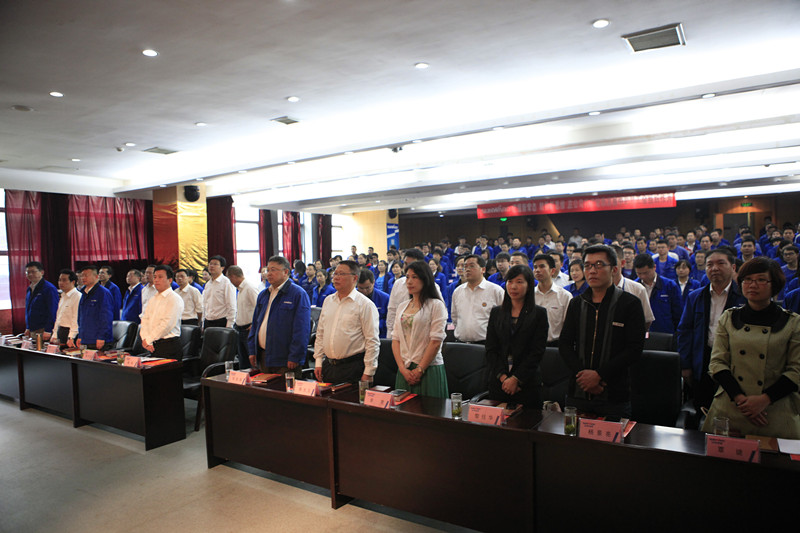 山河智能第四屆三次“雙代會(huì)”勝利召開(kāi)