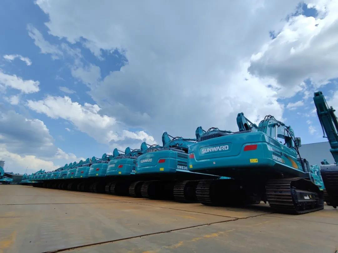 以先導(dǎo)式創(chuàng)新實(shí)現(xiàn)挖掘機(jī)從無到有，從小到大，從大到強(qiáng)！