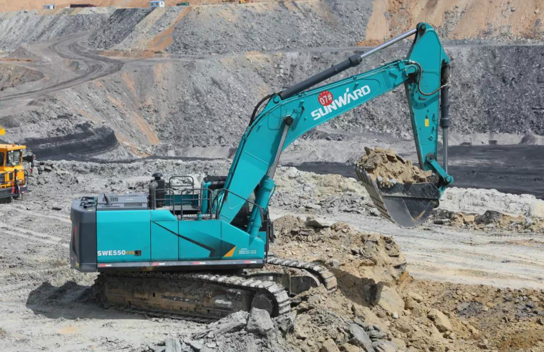 以先導(dǎo)式創(chuàng)新實(shí)現(xiàn)挖掘機(jī)從無到有，從小到大，從大到強(qiáng)！