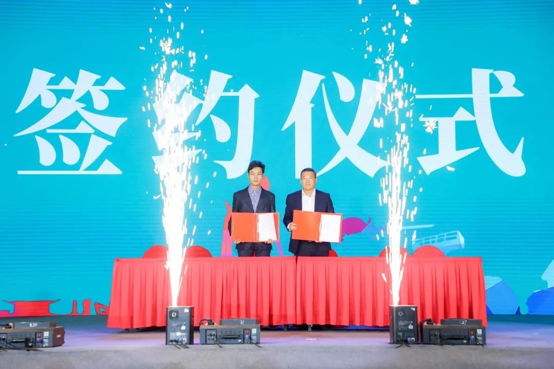 “機(jī)甲盛宴”長沙展圓滿收官！山河智能展區(qū)亮點(diǎn)精彩回顧