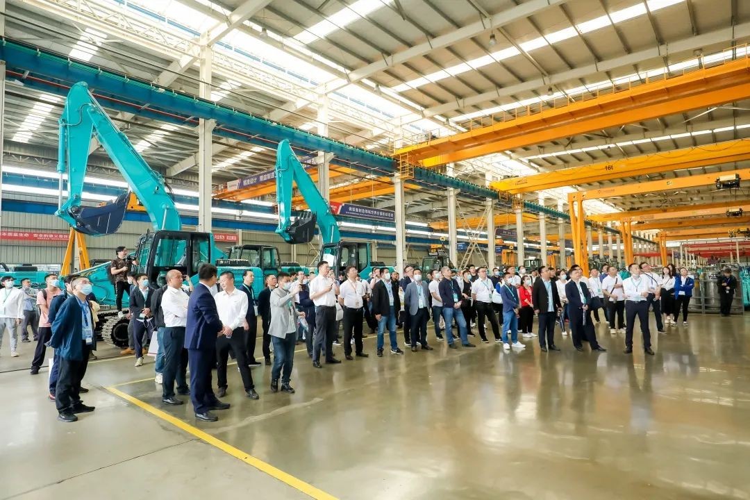 “機(jī)甲盛宴”長沙展圓滿收官！山河智能展區(qū)亮點(diǎn)精彩回顧