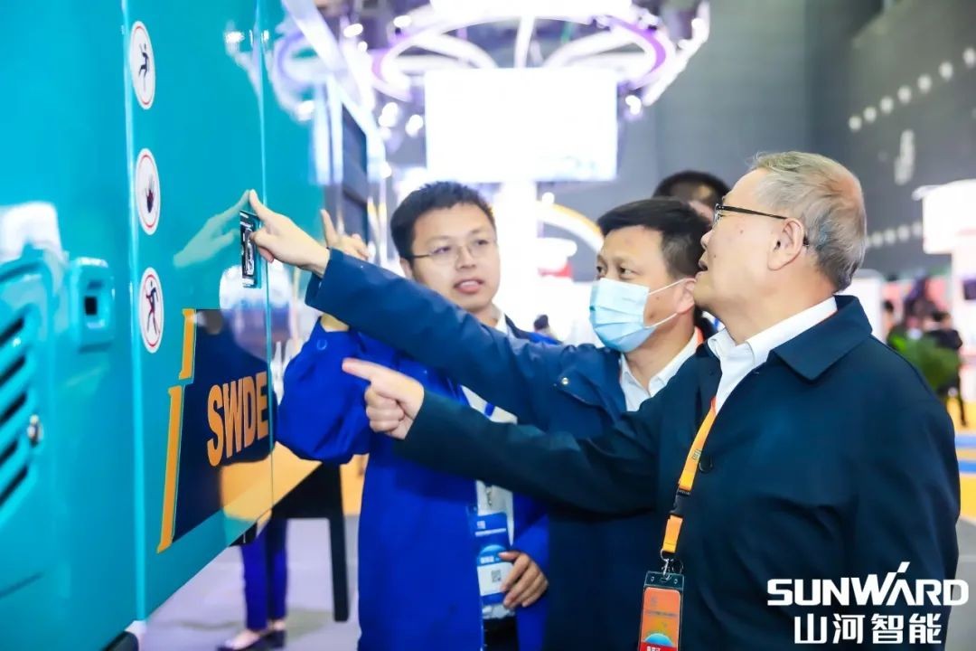 “山河綠”亮相長沙國際工程機械展，50余款產(chǎn)品盡顯山河智能創(chuàng)新實力