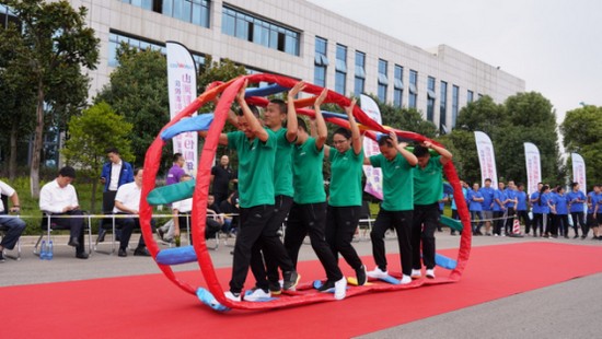 風(fēng)華十九載，攜手再騰飛！——慶祝山河智能成立十九周年表彰會(huì)暨趣味運(yùn)動(dòng)會(huì)