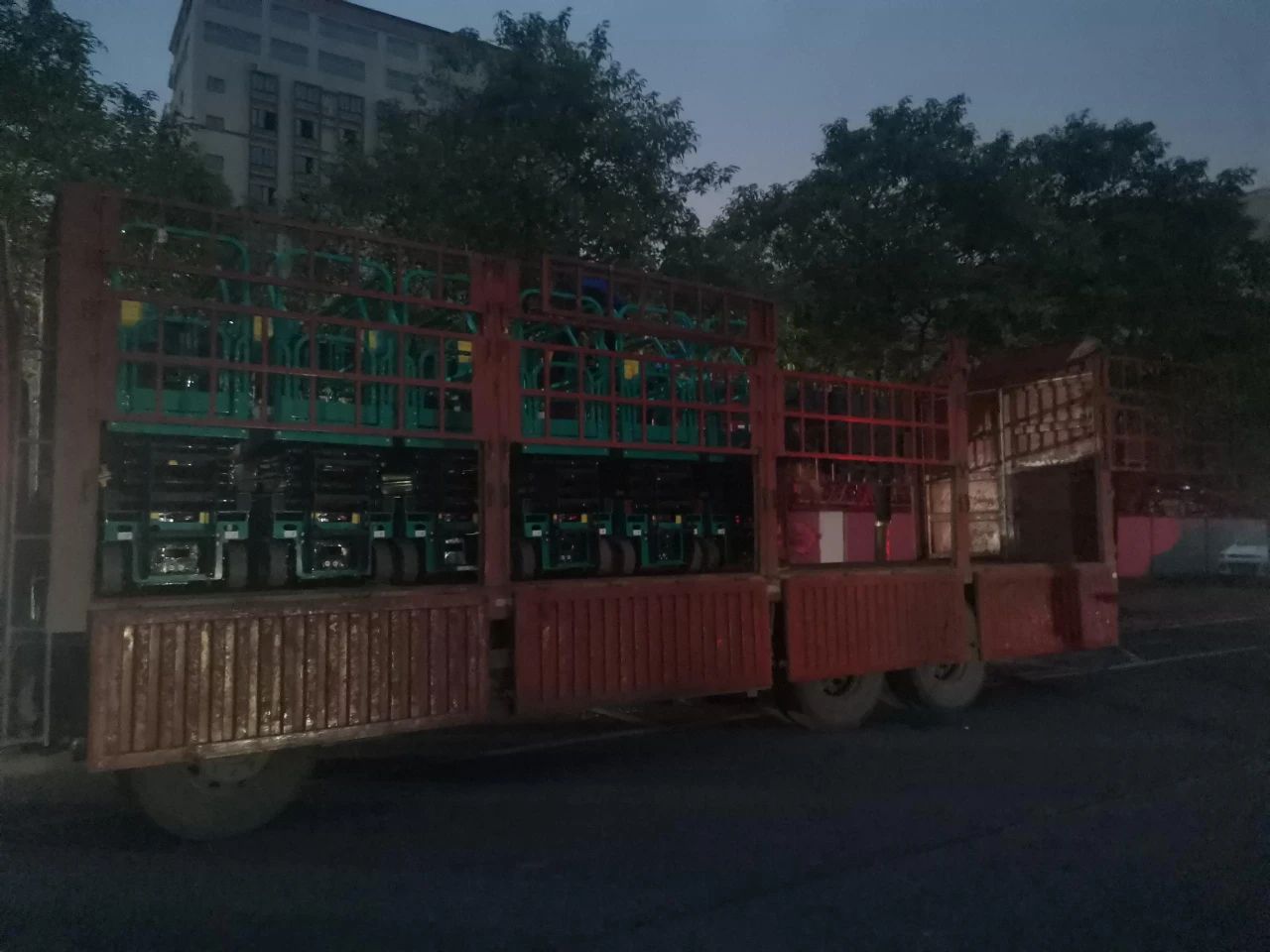 30小時(shí)，8個(gè)人，10臺(tái)裝備，我們說(shuō)到做到！