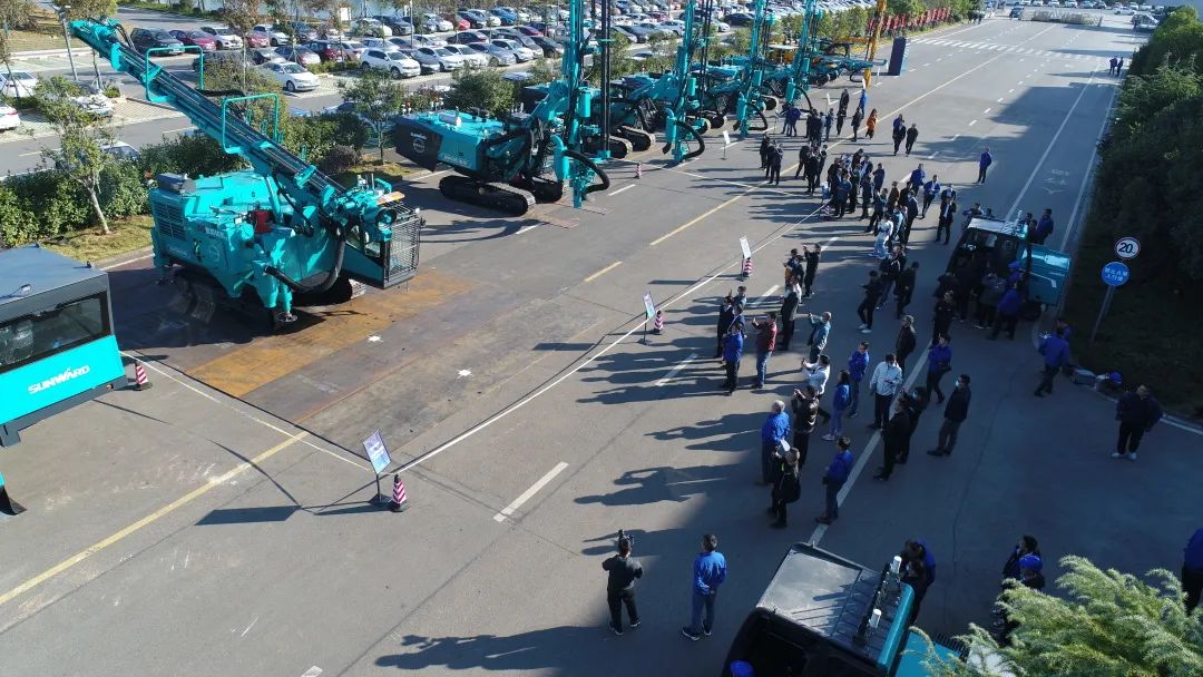 全球首創(chuàng)5G+智能鉆機(jī)重磅發(fā)布，山河智能傾力打造綠色智慧礦山成套裝備