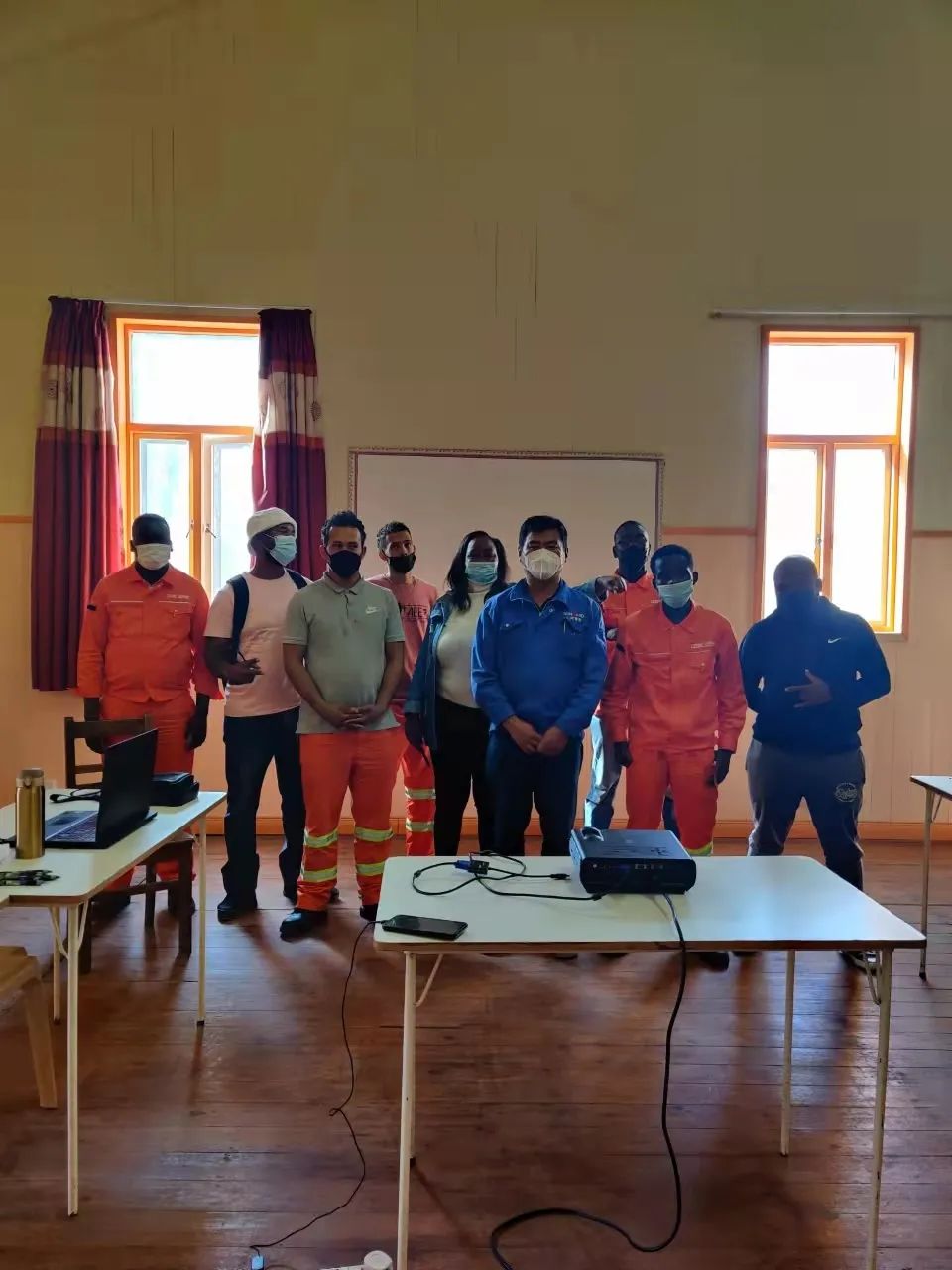 疫情當(dāng)下，逆行非洲——山河智能鑿巖設(shè)備團(tuán)隊(duì)海外服務(wù)紀(jì)實(shí)