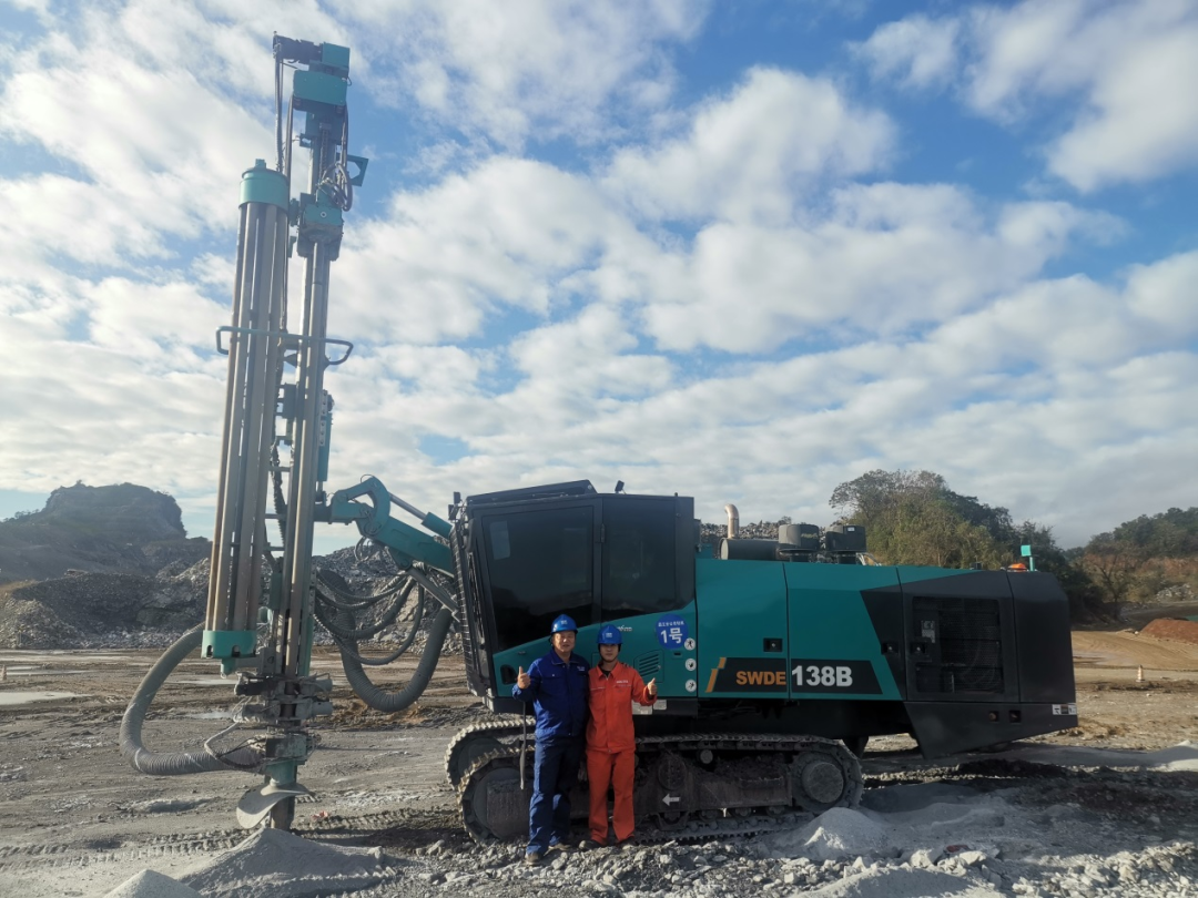 追加訂單！山河智能一體化潛孔鉆機(jī)助力海南華潤(rùn)水泥獲好評(píng)