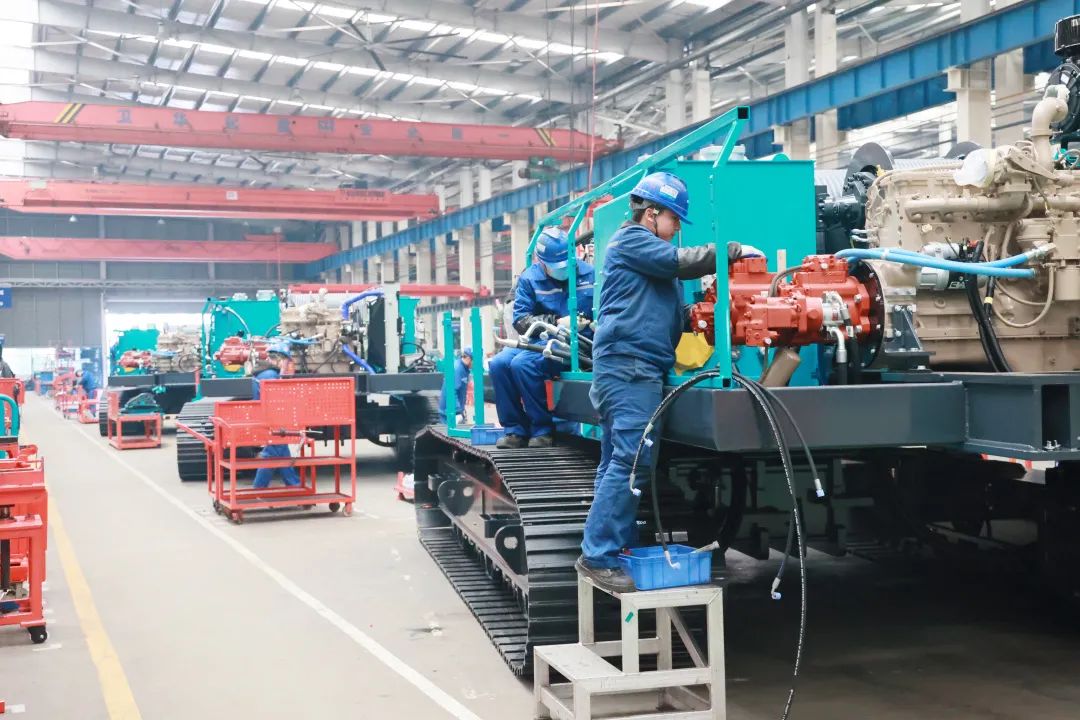 向著沖刺目標(biāo)全力以赴！山河智能正式開工