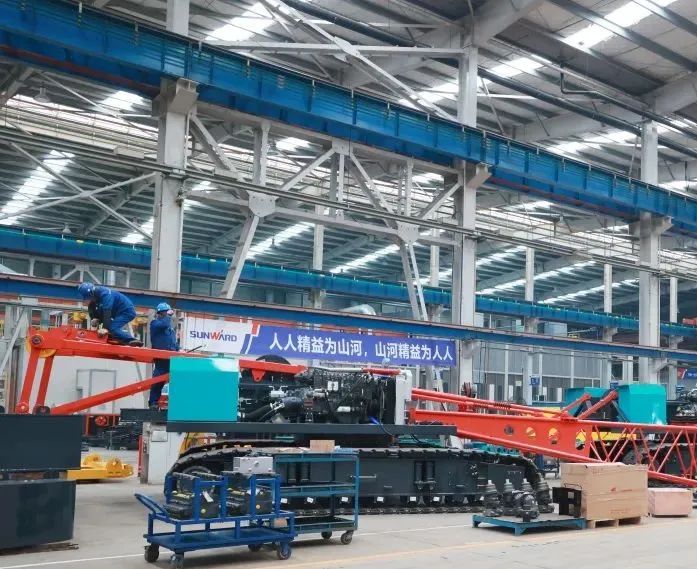 向著沖刺目標(biāo)全力以赴！山河智能正式開工