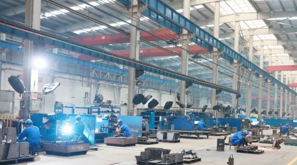 向著沖刺目標(biāo)全力以赴！山河智能正式開工