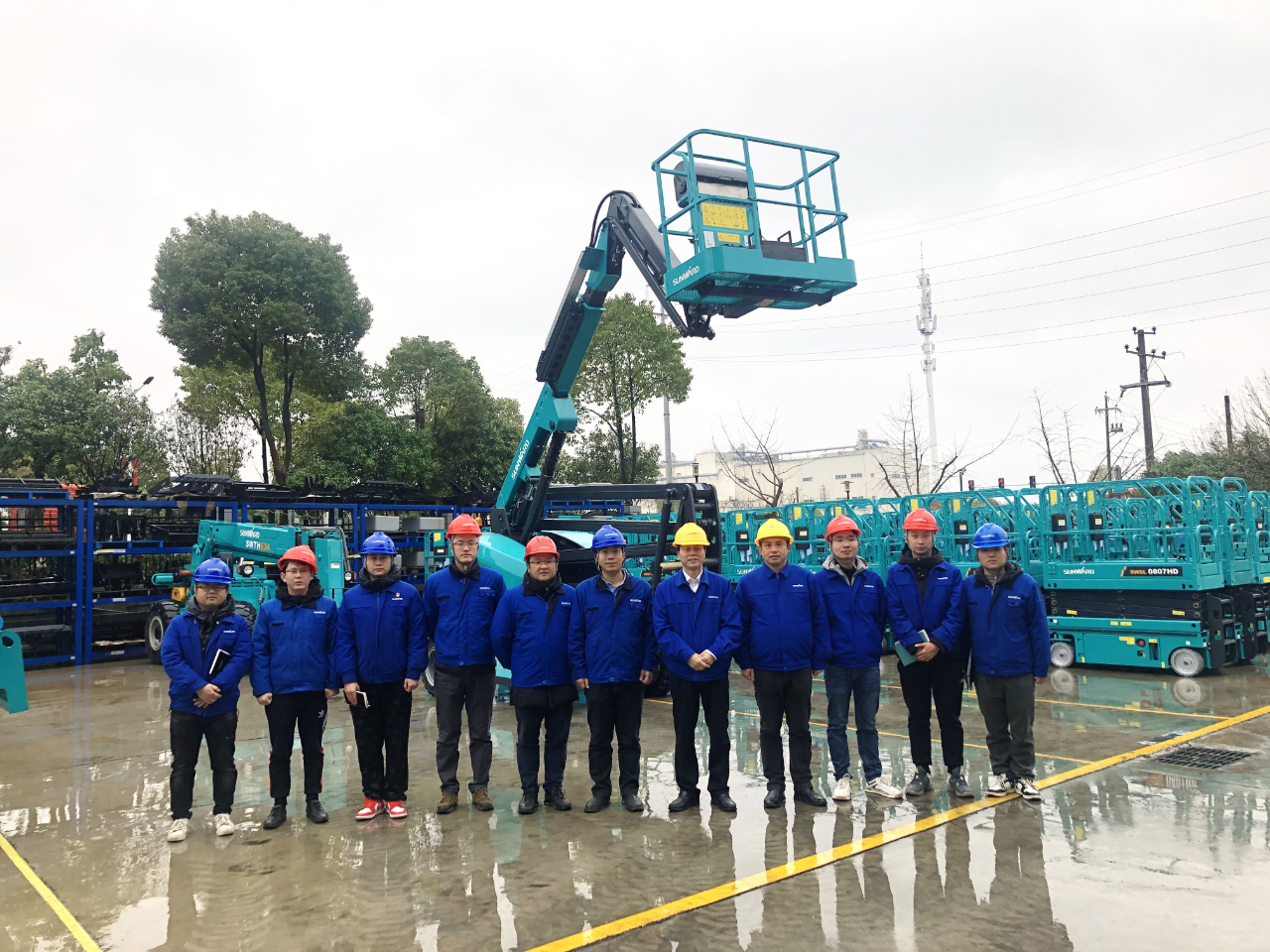 勇闖藍海！山河智能兩款臂式高空作業(yè)平臺正式“出道”
