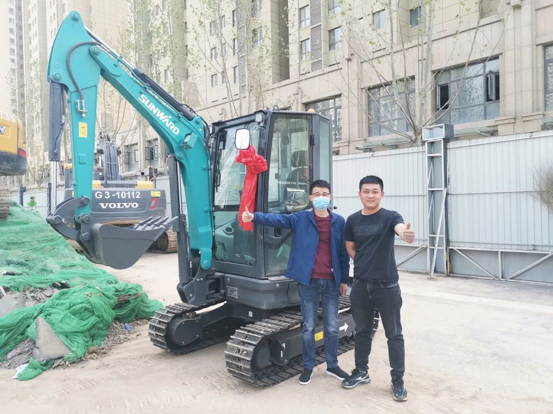 沖、沖、沖!帶您感受山河智能挖掘機火熱交機時刻