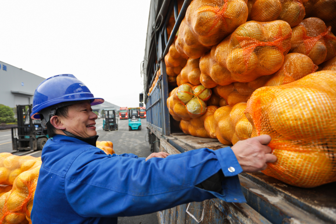 點(diǎn)贊！山河智能成功入選“上市公司鄉(xiāng)村振興優(yōu)秀實(shí)踐案例”