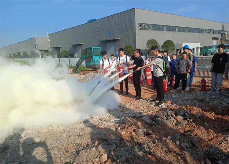 奔赴熱愛,山河智能2023屆“智動力”正式報到!