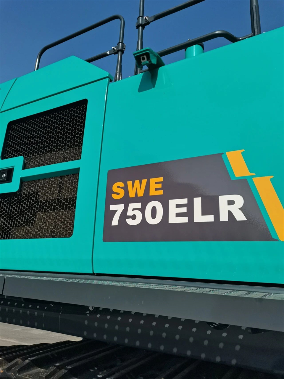 定制開發、功能更強！山河智能SWE750ELR加長臂液壓挖掘機下線交付