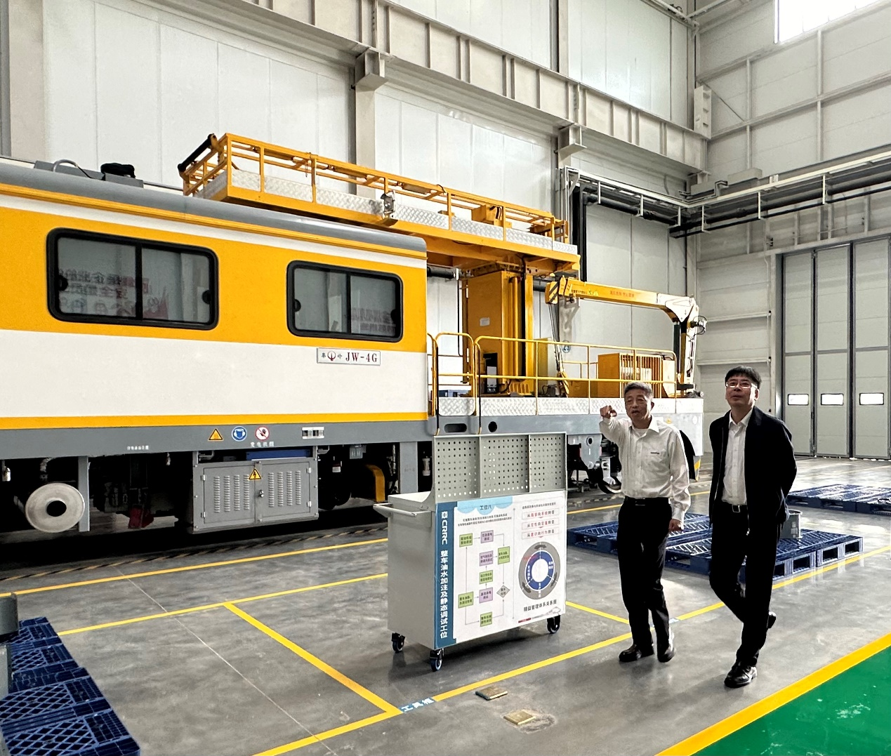 CPH-30J道岔鋪換機組全球發布！山河智能與寶雞中車時代共繪鐵路裝備新篇章！