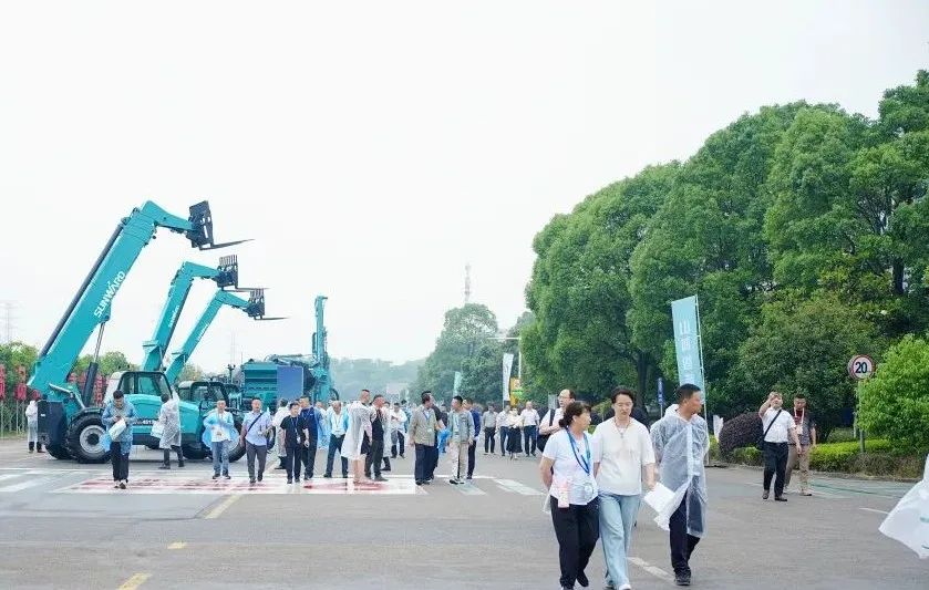 2025 CICEE | 為客戶創(chuàng)造價(jià)值，山河智能客戶交流會(huì)圓滿舉辦