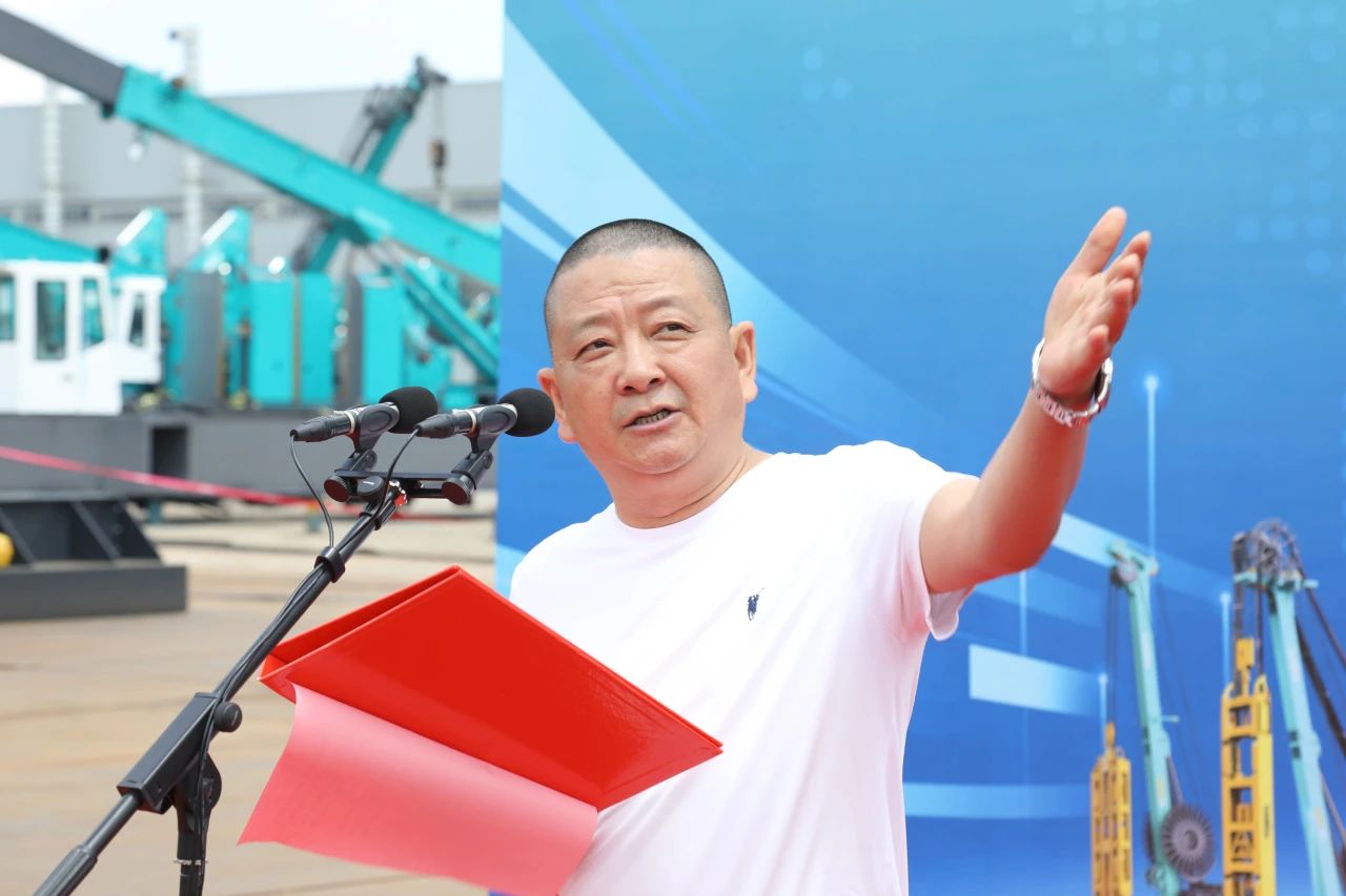 “破紀(jì)錄王者”再出征！山河智能SWDM800旋挖鉆機(jī)成功交機(jī)