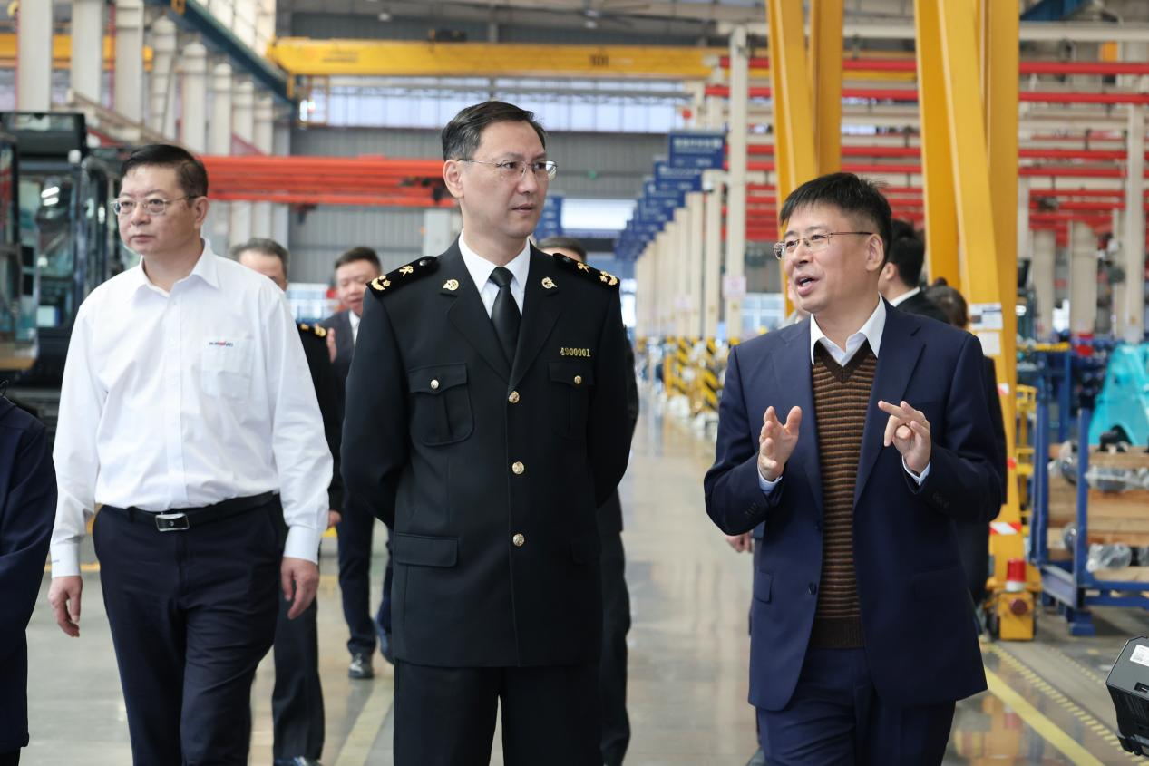 長沙海關關長、黨委書記顧炯調(diào)研山河智能