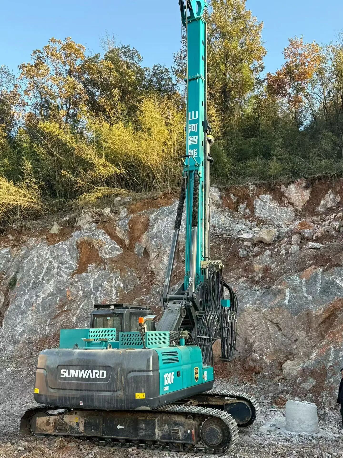 從國家重點工程到鄉村安居建設，山河智能旋挖鉆機實現跨場景擔當