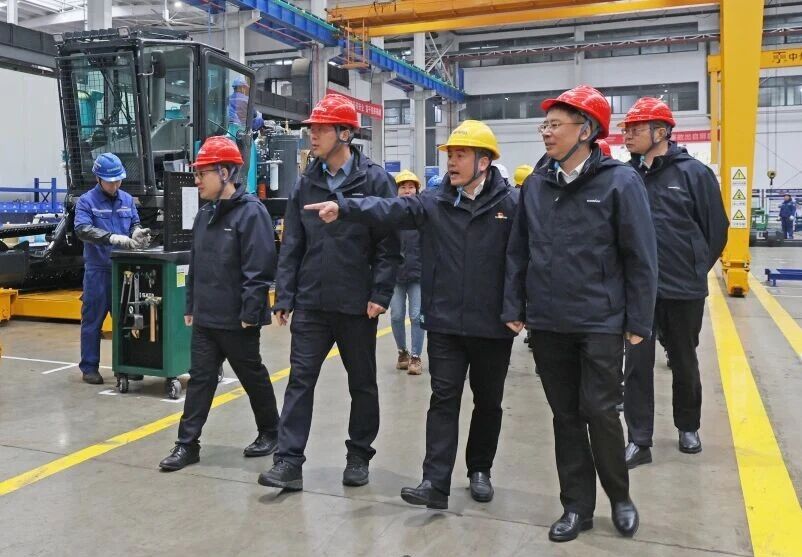 一馬當(dāng)先 開(kāi)工大吉 | 山河智能舉行丙午新年開(kāi)門紅活動(dòng)