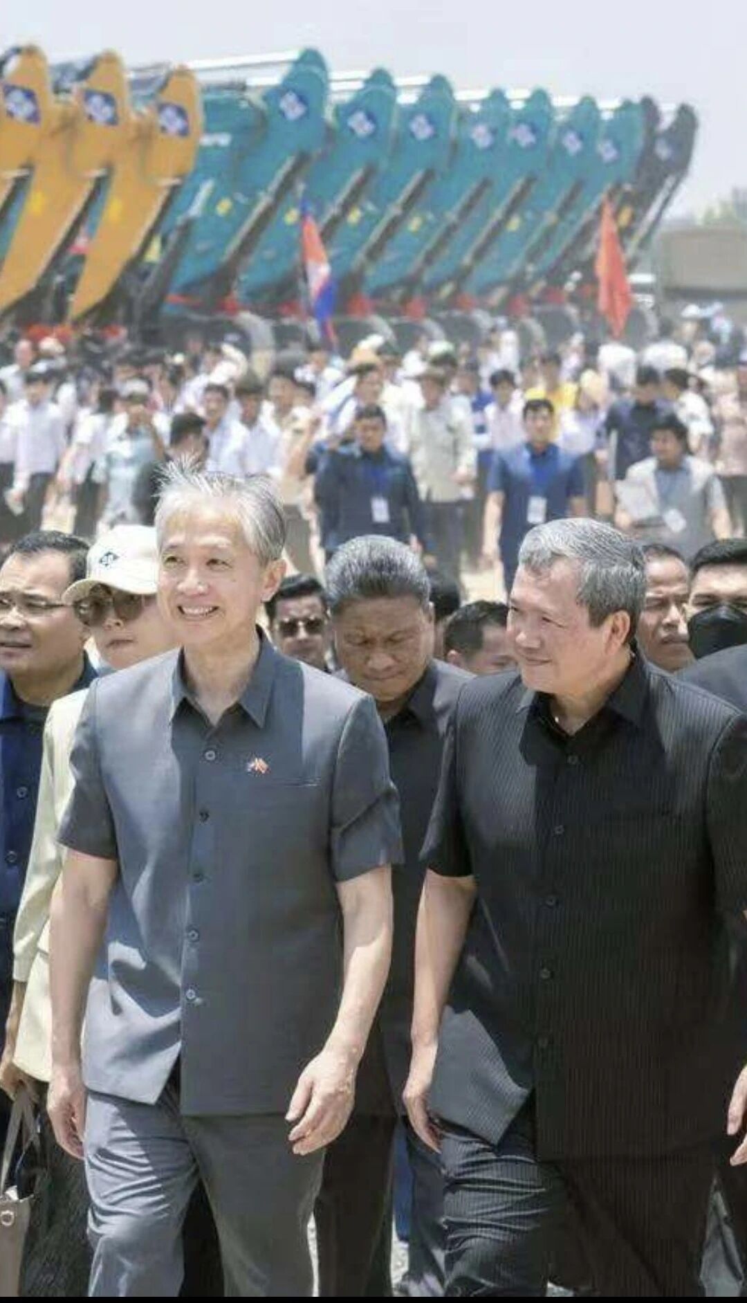 共建“一帶一路”：山河智能挖掘機助力柬埔寨水利大動脈建設(shè)
